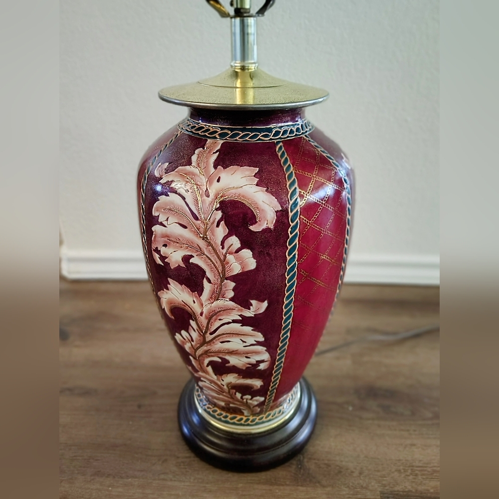 Hand painted Chinese Lamp